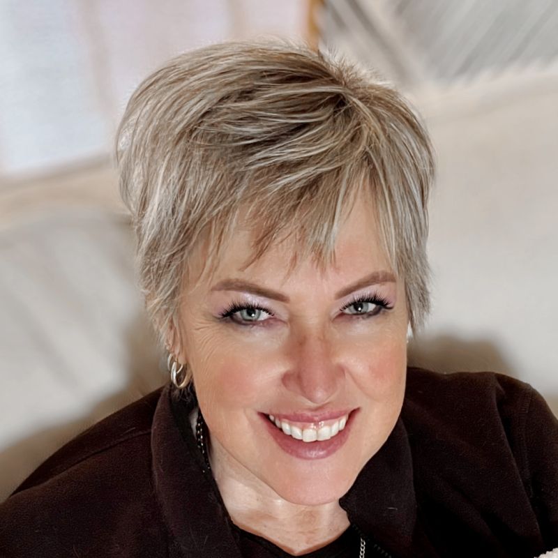 LadyMantenello LadyMantenello