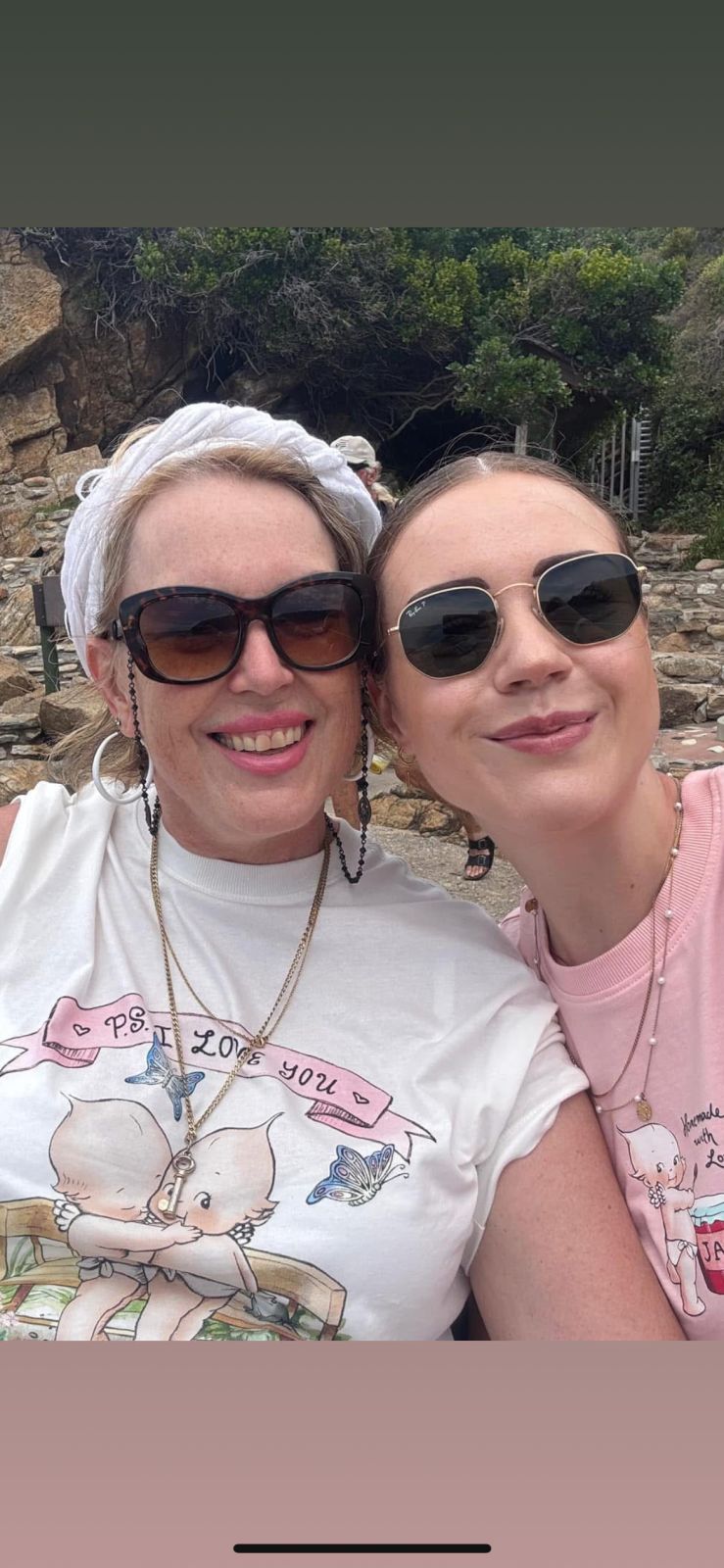 LadyMantenello LadyMantenello